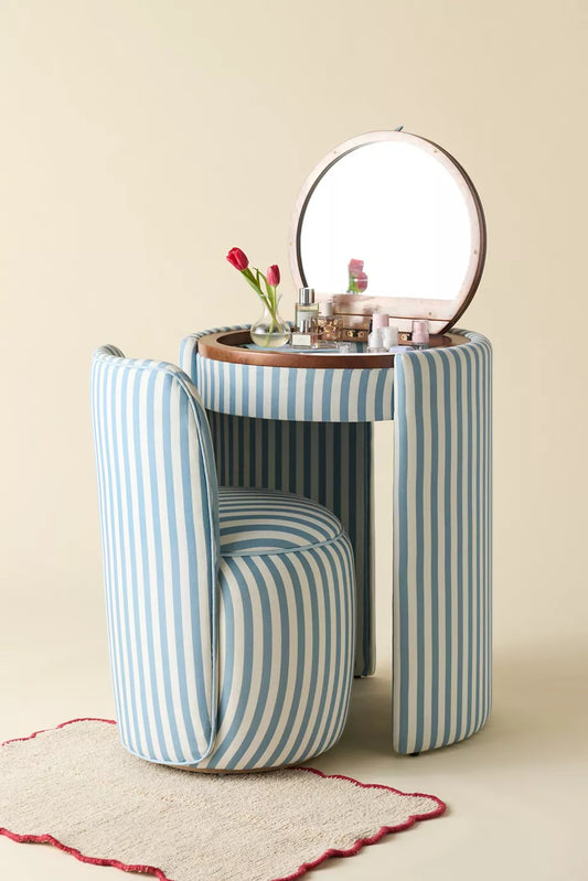The Vanity Set Giving Bridgerton Energy (And Making Us Romanticize Our Morning Routines)